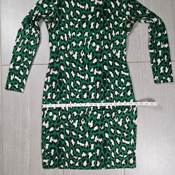 DVF Diane von Furstenberg Muriel spotted cat green silk dress long sleeve size 8 - Picture 7 of 9